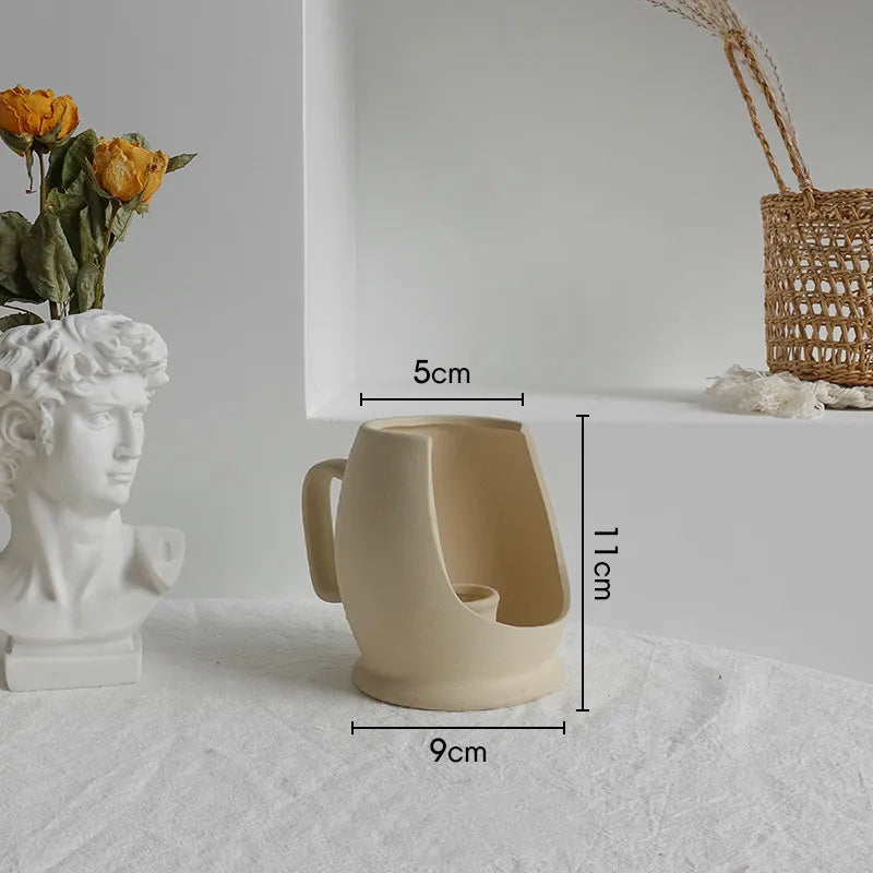 Nordic Ceramic Vase – Textured Dry-Flower Display Ornament
