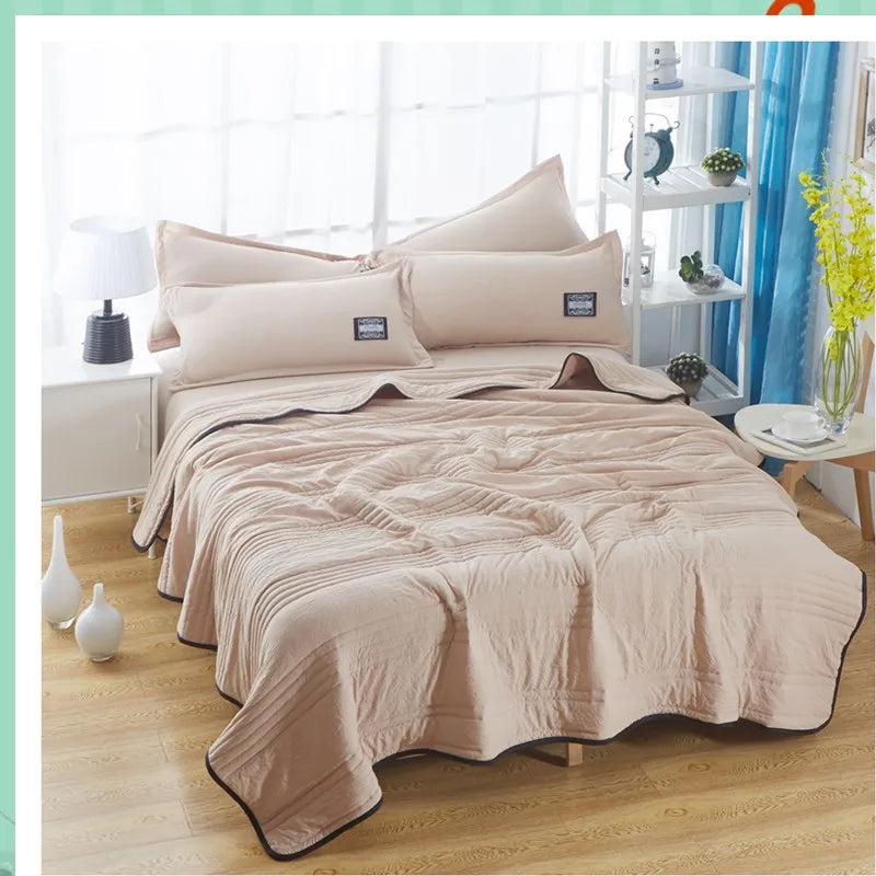 Soft & Breathable Quilted Seersucker Comforter
