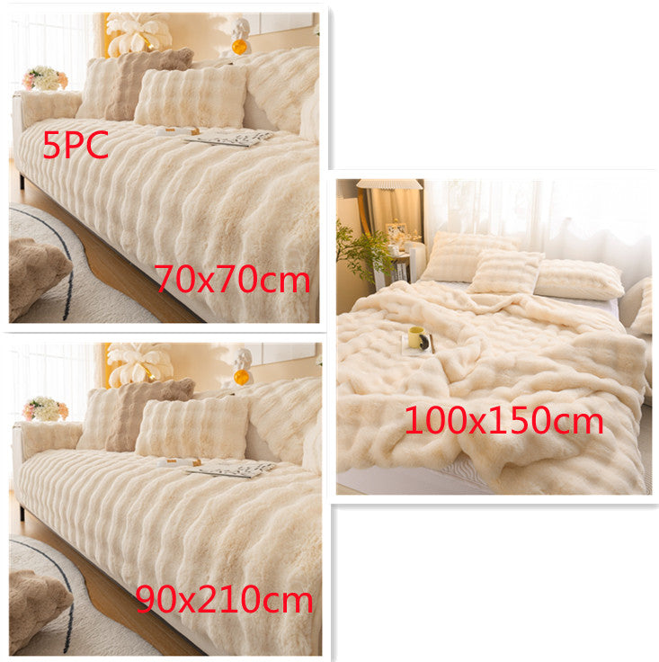 Add a Touch of Elegance with Our Light Luxury Velvet Blanket