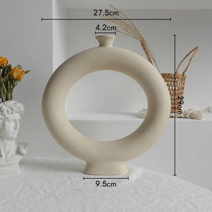 Nordic Ceramic Vase – Textured Dry-Flower Display Ornament