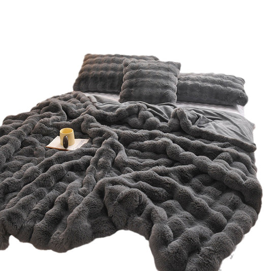 Add a Touch of Elegance with Our Light Luxury Velvet Blanket