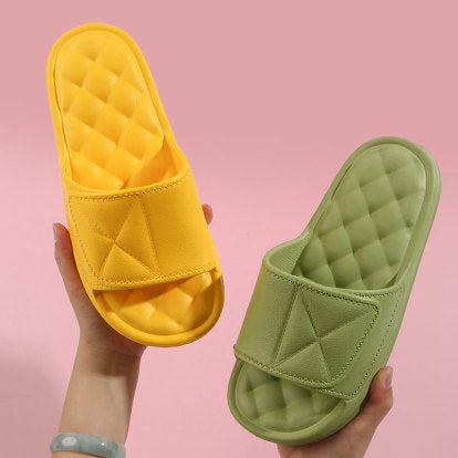 Plaid Summer Bathroom Slippers for Women – Breathable Checkered Slip‑Ons