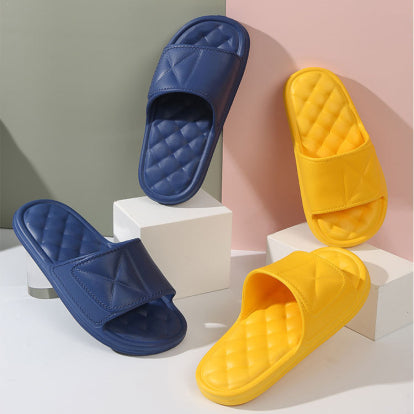Plaid Summer Bathroom Slippers for Women – Breathable Checkered Slip‑Ons