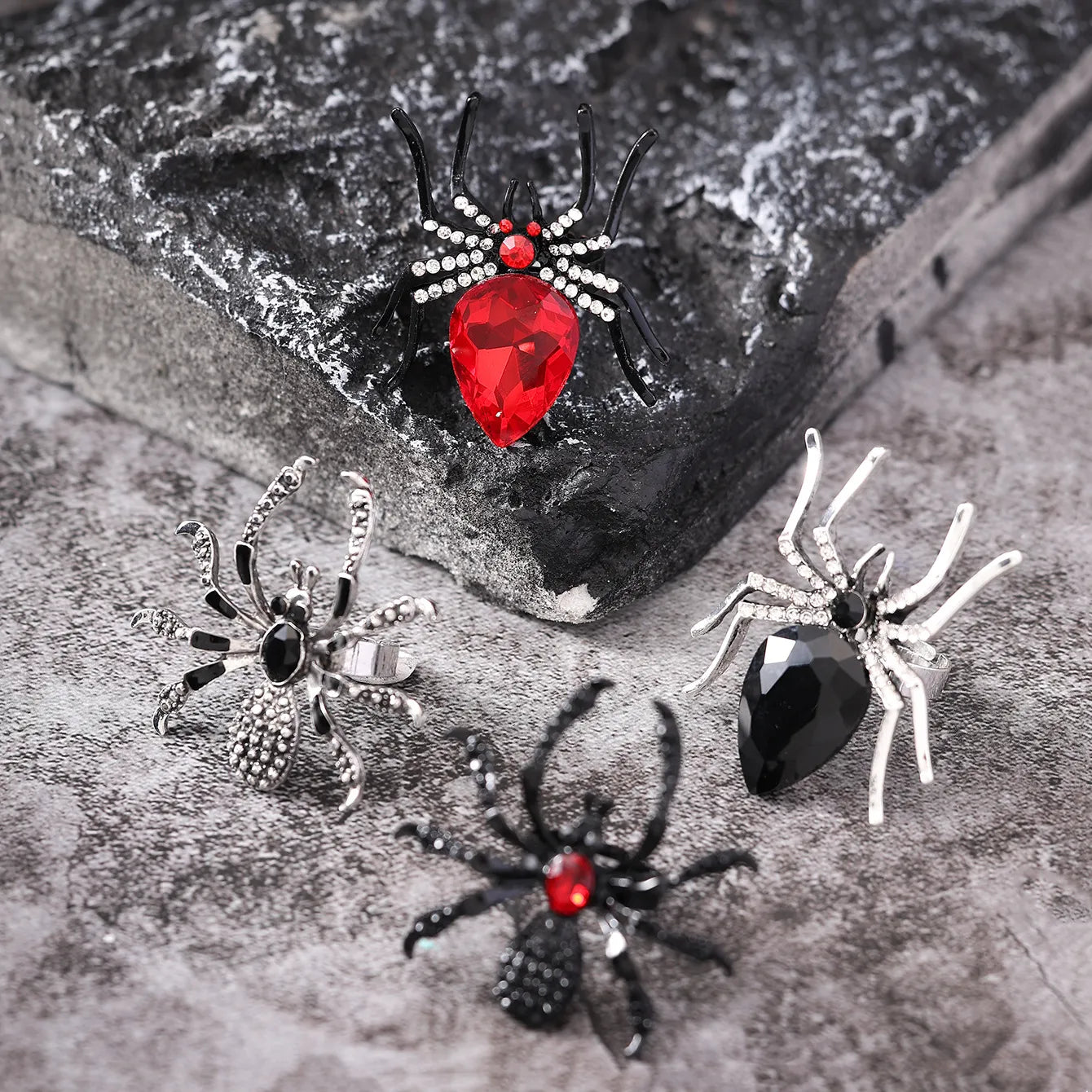 Halloween Spider Ring with Rhinestone – Adjustable Open Band for Women