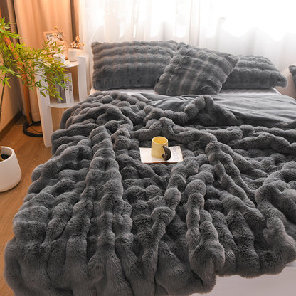 Add a Touch of Elegance with Our Light Luxury Velvet Blanket